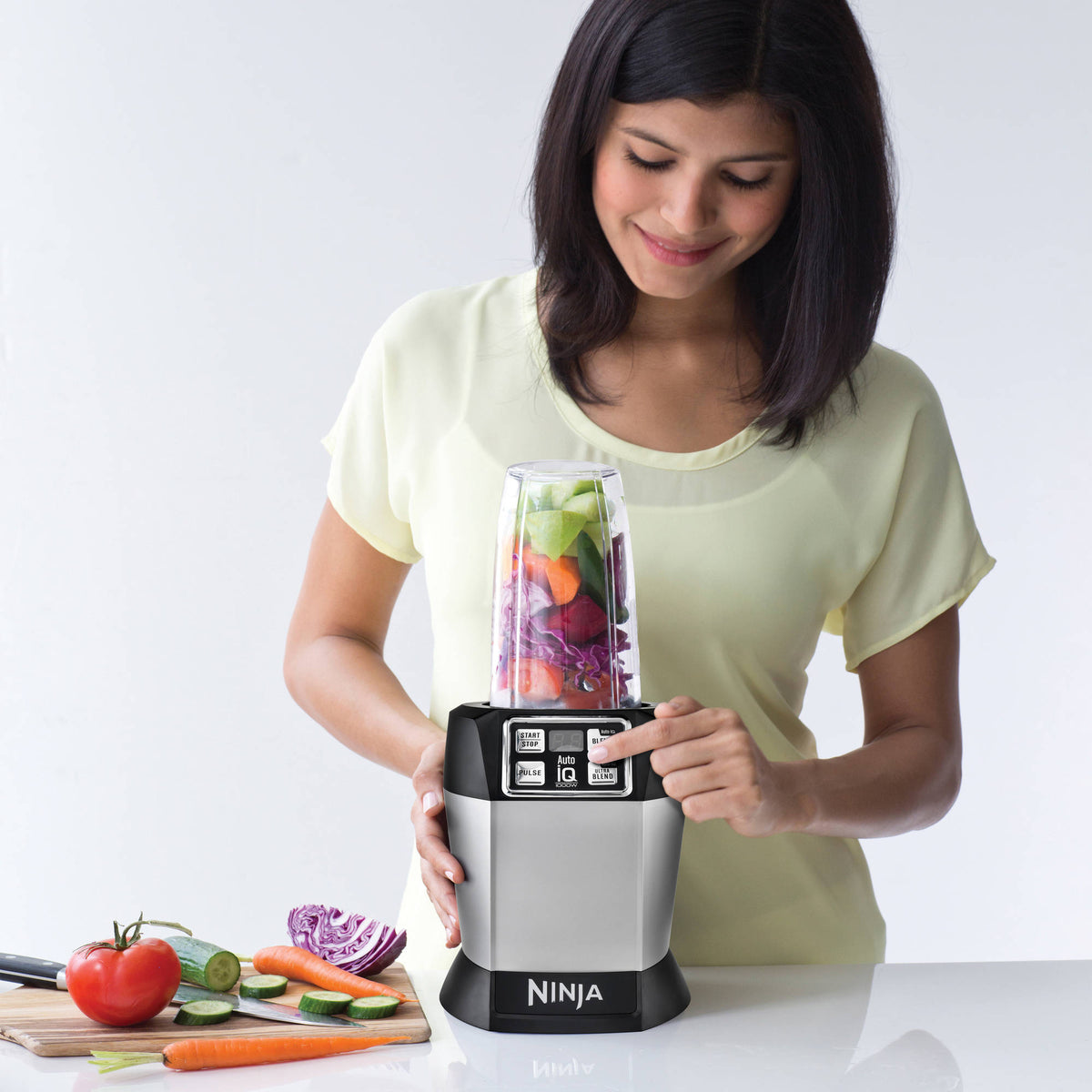 Nutri Ninja Nutrient Extraction Single Serve Blender with Auto IQ (BL480)Nutri Ninja Nutrient Extraction Single Serve Blender with Auto IQ (BL480) - YuppyCollections