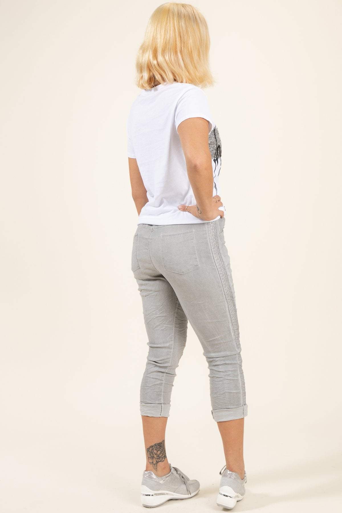 Lounge All Day Capri Pants- Made in Italy - YuppyCollections