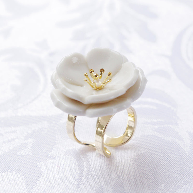 Porcelain Plum Blossom Statement Ring - YuppyCollections