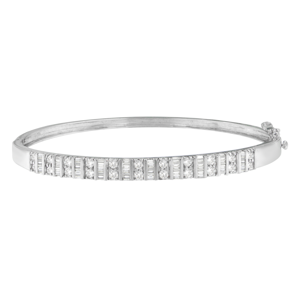 14K. White Gold 1.20ct. TDW Baguette and Round-cut Diamonds Bangle (H-I,I1-I2) - YuppyCollections