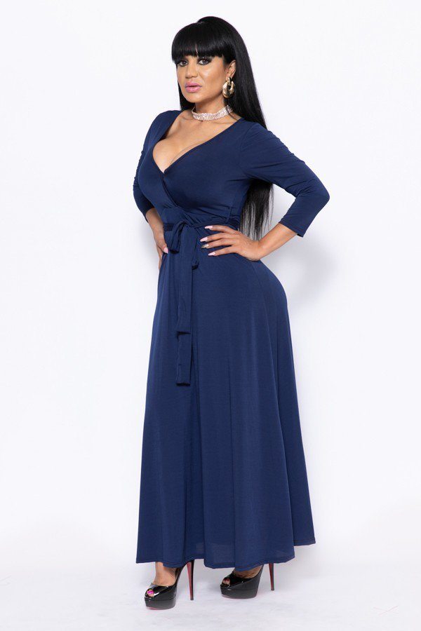 Elegant Maxi Dress With A Waist Tie - YuppyCollections