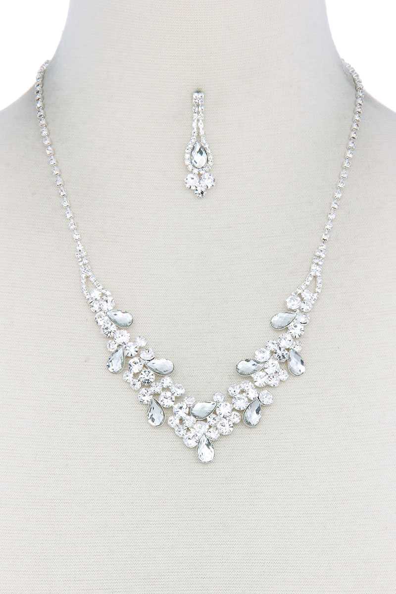 Teardrop Shape Rhinestone Necklace - YuppyCollections