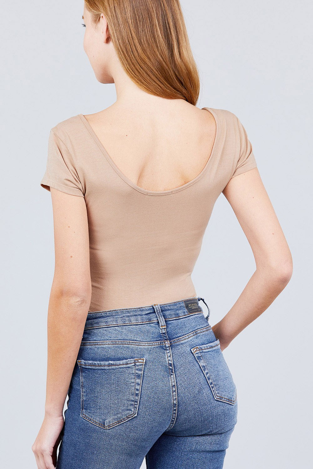 Solid Short Sleeve Scoop Neck Bodysuit - YuppyCollections