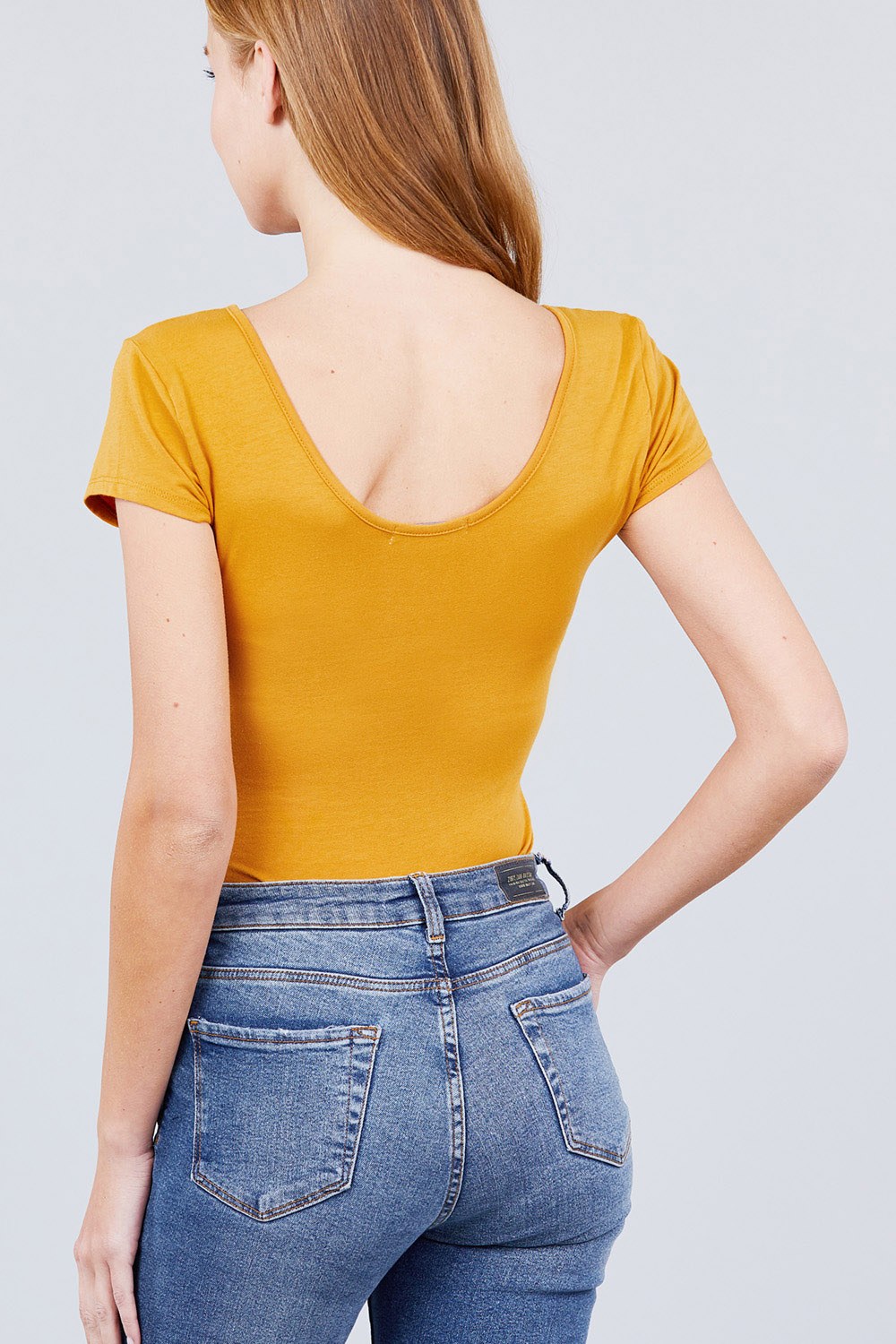 Solid Short Sleeve Scoop Neck Bodysuit - YuppyCollections