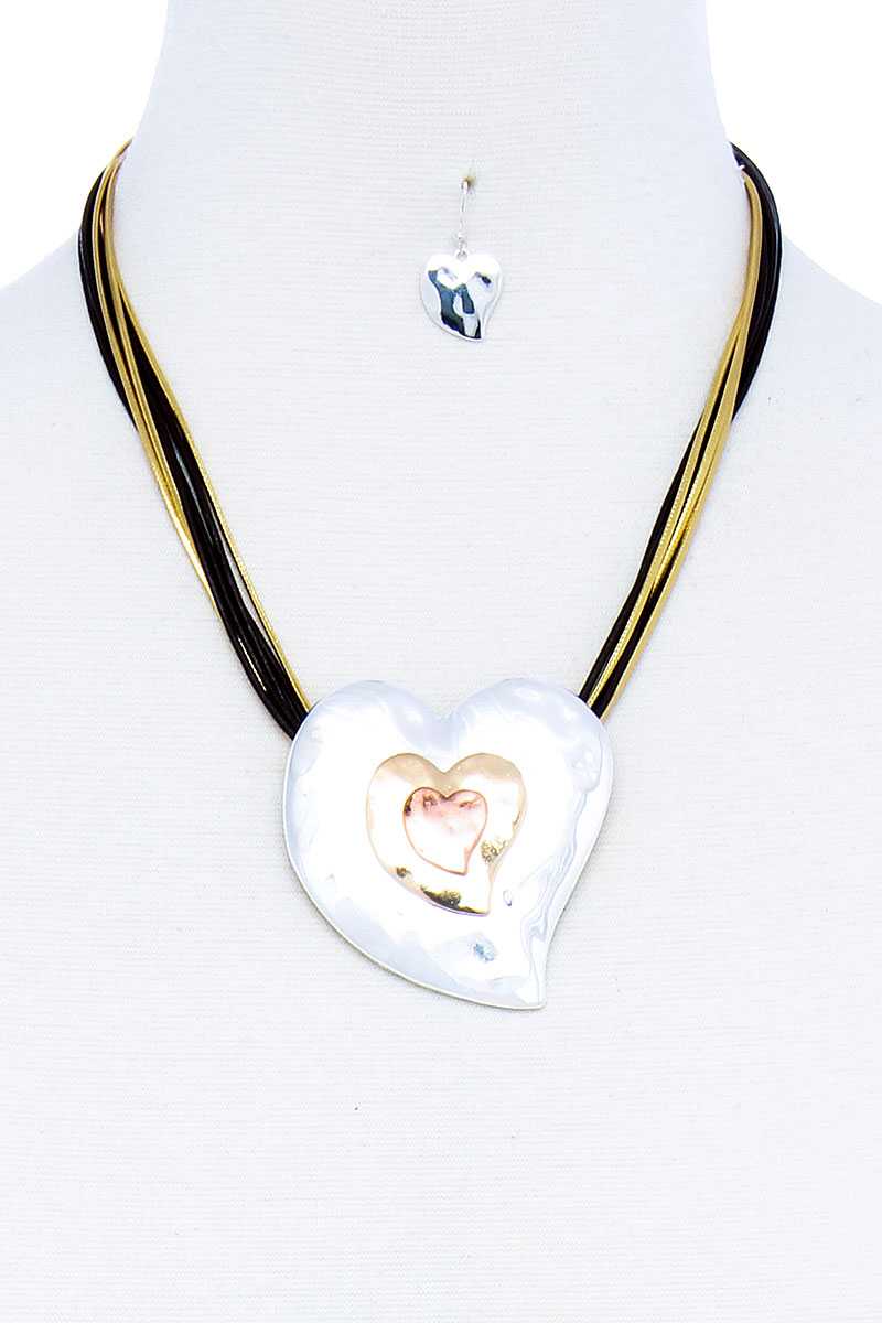 Fashion Triple Heart Pendant Necklace And Earring Set - YuppyCollections