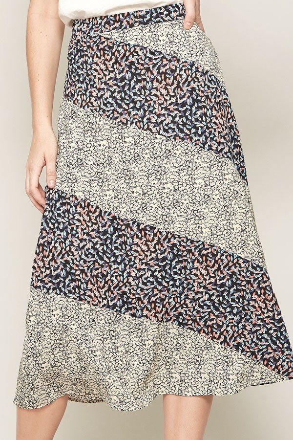 A Floral-print Woven Midi Skirt - YuppyCollections