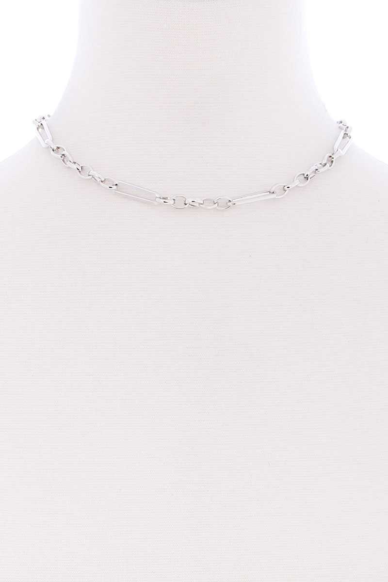 Metal Single Chain Short Necklace - YuppyCollections