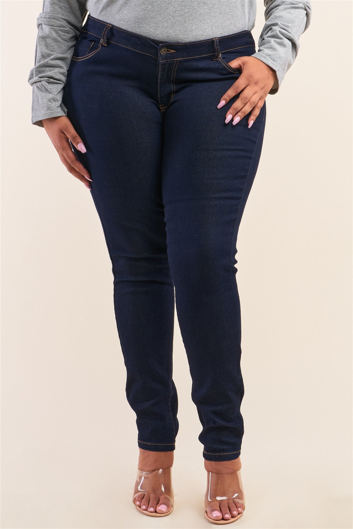 Plus Size Low-mid Rise Straight Cut Denim Pants - YuppyCollections