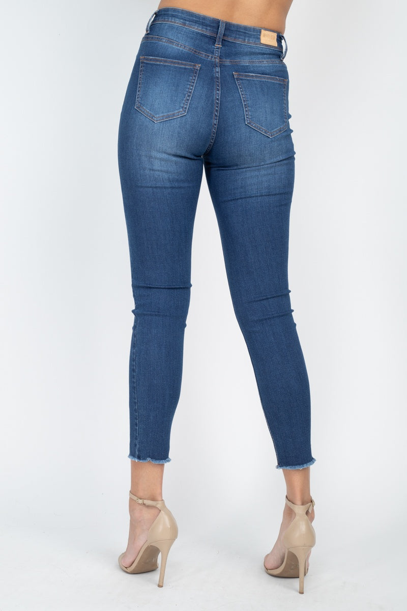 5 Pocket Capri Denim Jeans - YuppyCollections