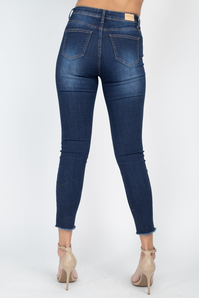 5 Pocket Capri Denim Jeans - YuppyCollections