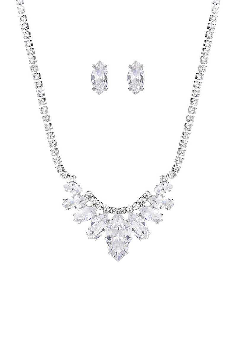 Stylish Crystal Rhinestone Necklace And Earring Set - YuppyCollections