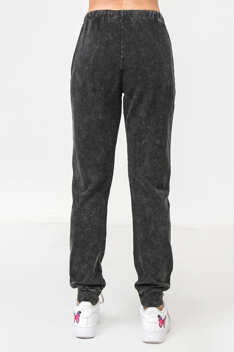 A Mineral Washed Sweatpants - YuppyCollections