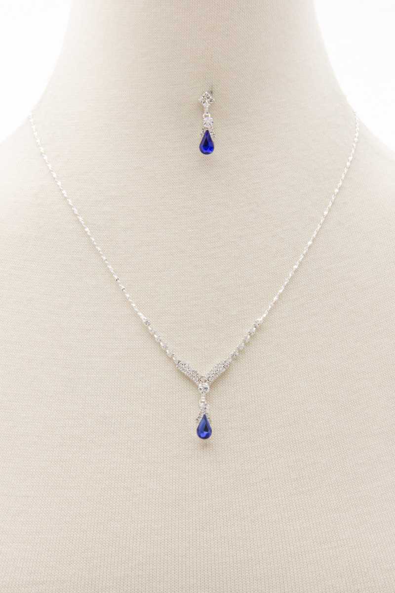 Dainty Crystal V Necklace - YuppyCollections