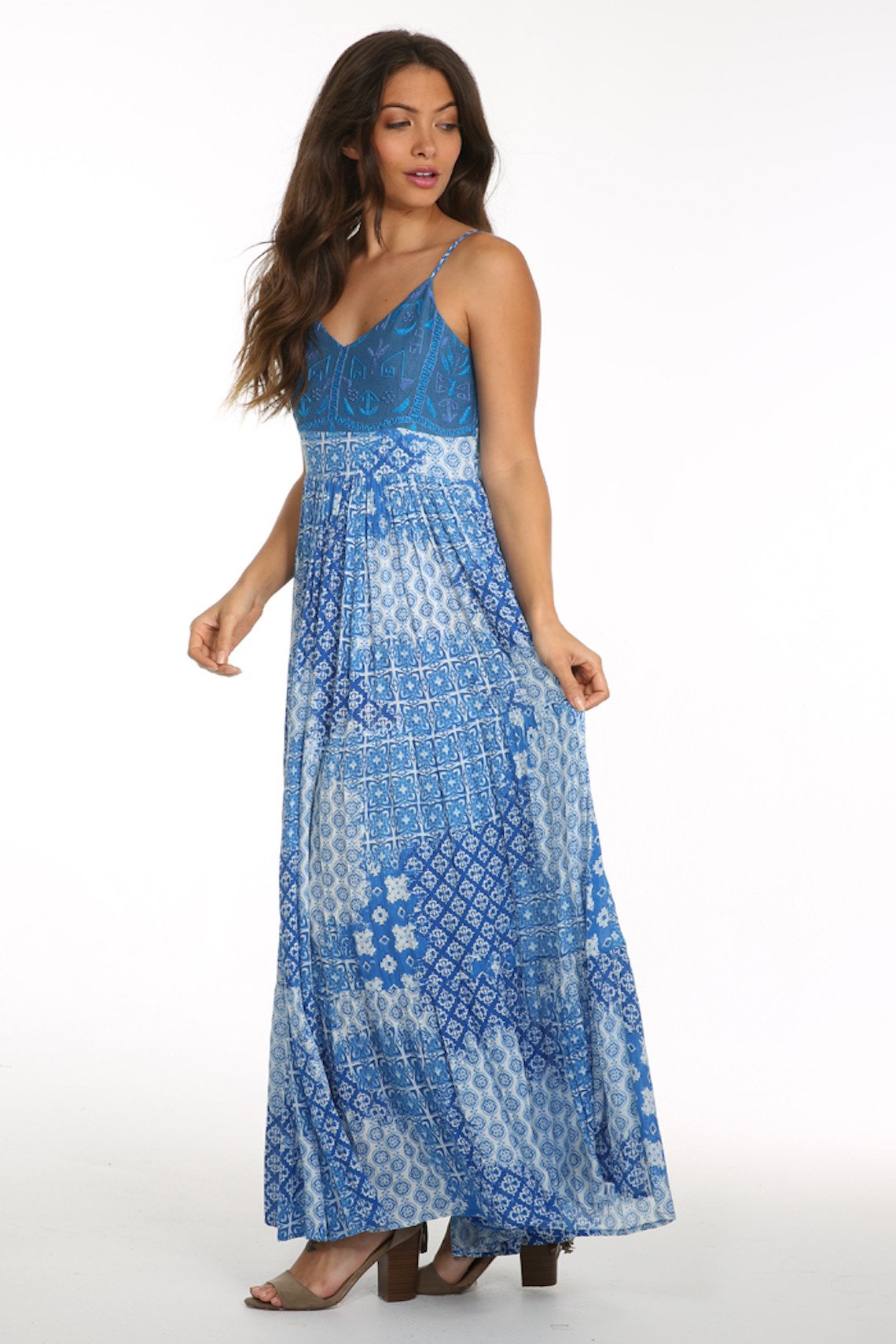 Coastal Kiss Maxi Dress - YuppyCollections