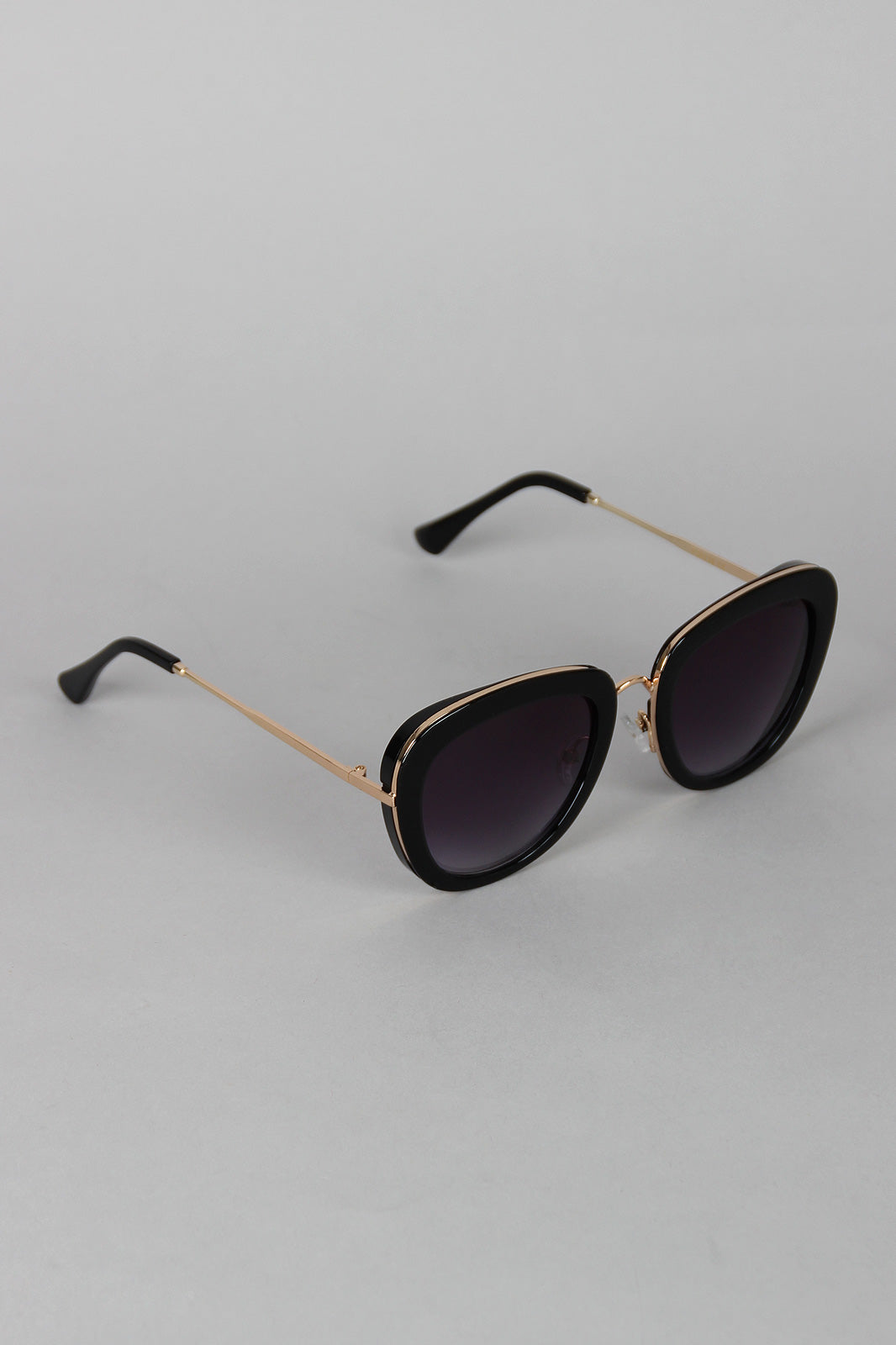 Mod Rectangular Cat Eye Wire Bridge Sunglasses - YuppyCollections