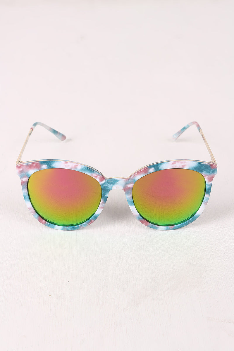 Printed Plastic Frame Mirrored Wayfarer Sunglasses - YuppyCollections