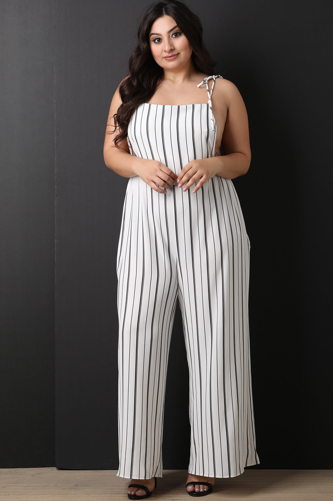 Stripe Tie Shoulder Overall Jumpsuit - YuppyCollections