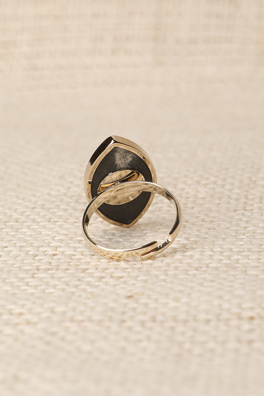 Oval Faux Marble Ring - YuppyCollections