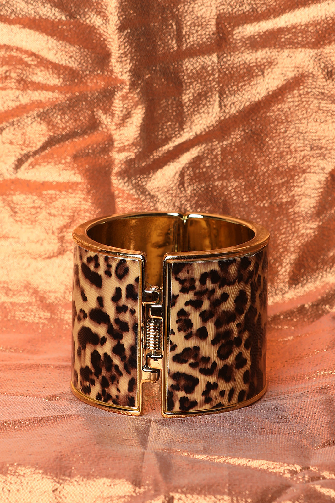 Textured Leopard Wide Hinged Bangle - YuppyCollections