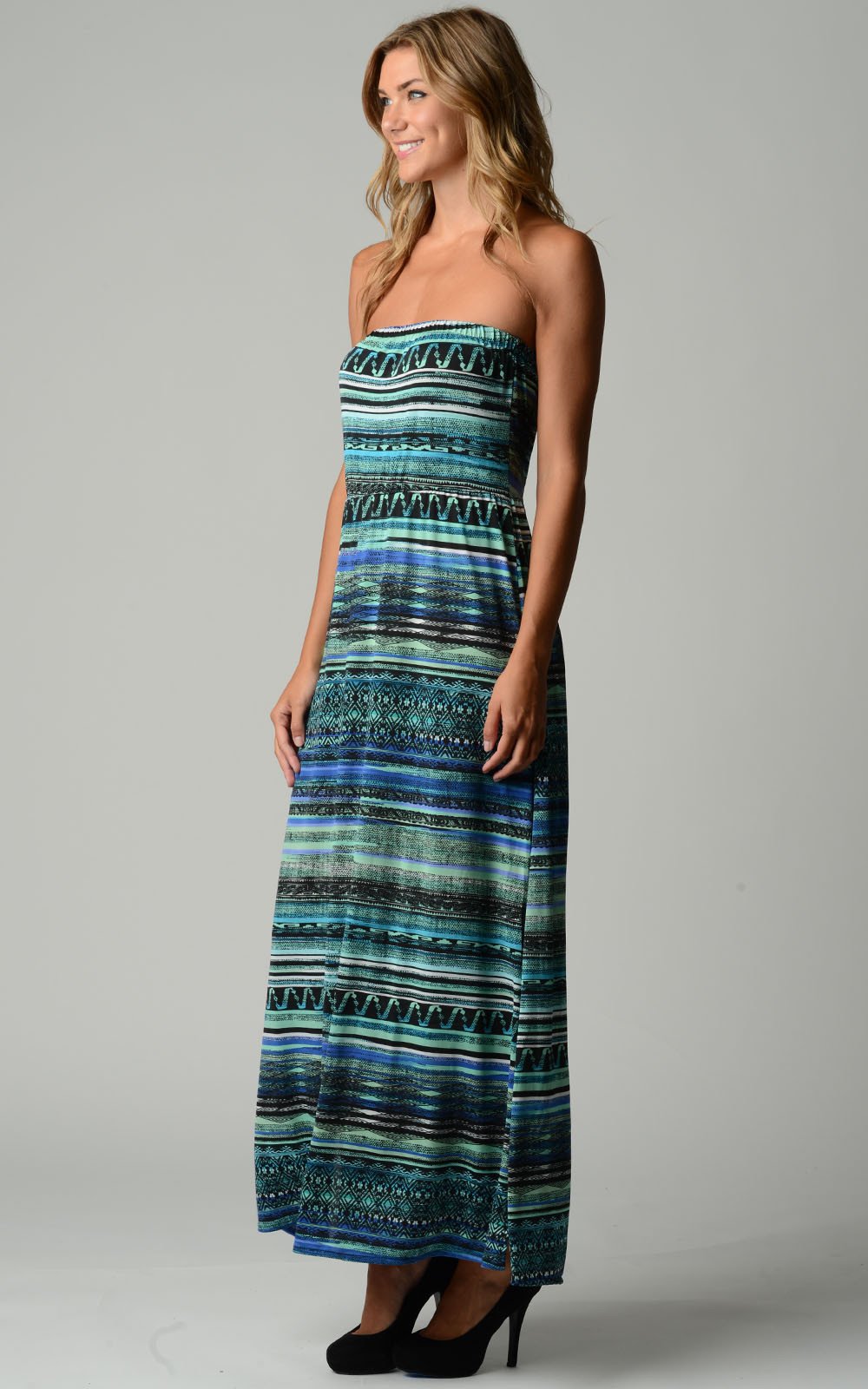 Women's Stripe Pattern Strapless Maxi Dress - YuppyCollections