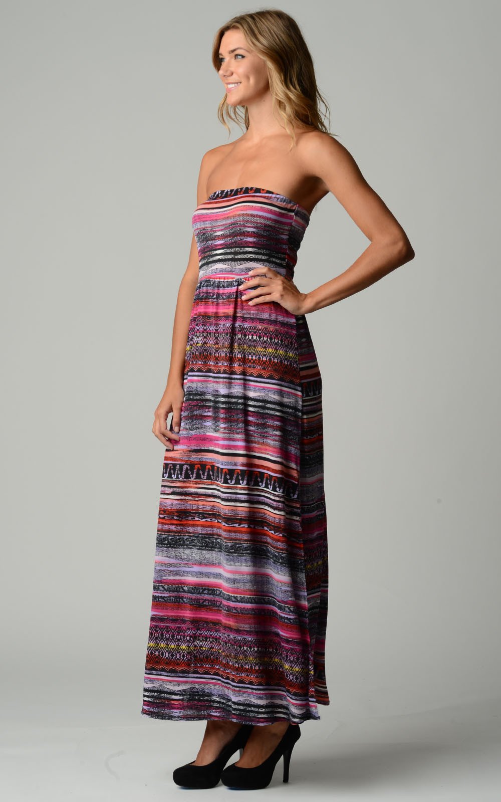 Women's Stripe Pattern Strapless Maxi Dress - YuppyCollections