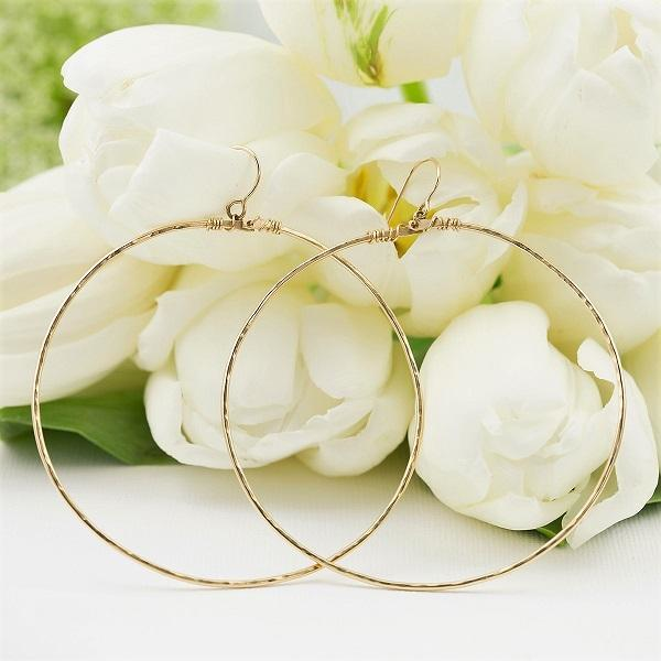 "Khloe" Hoop Earrings - YuppyCollections