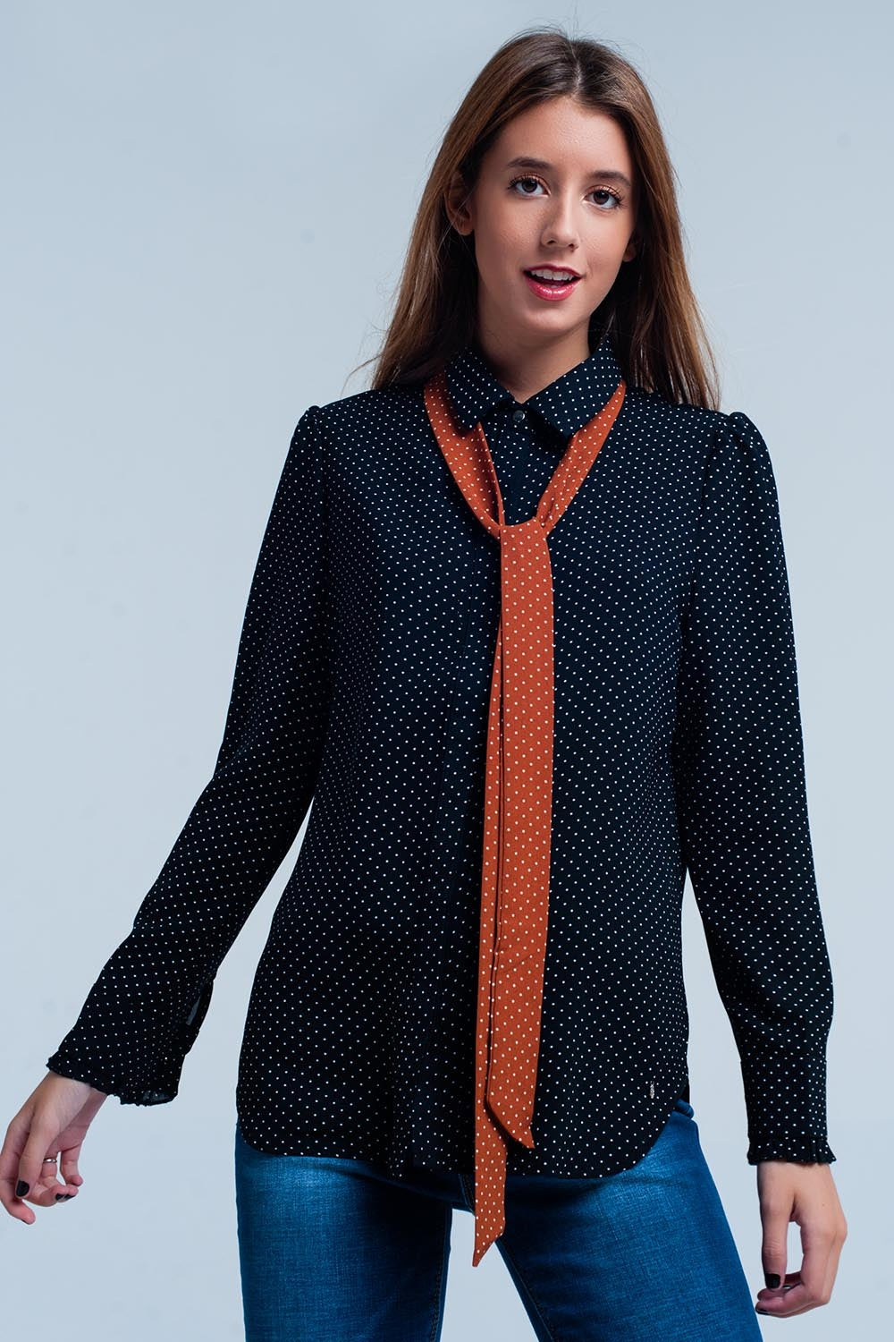 Black shirt with polka dots and orange tie - YuppyCollections