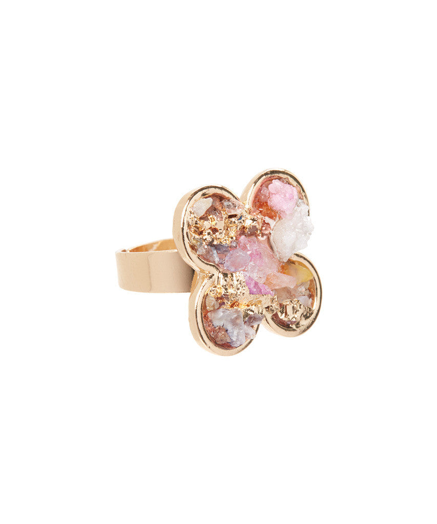 Crushed Stone Clover Statement Ring - YuppyCollections