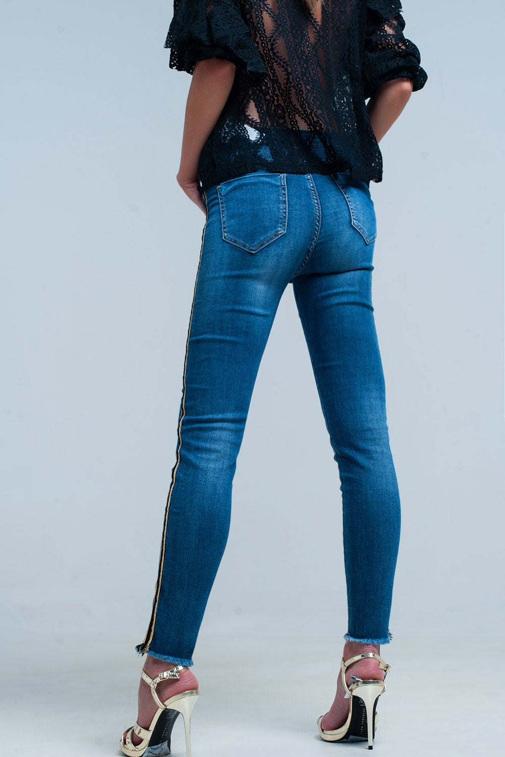 Blue denim pants with gold and black sideband - YuppyCollections