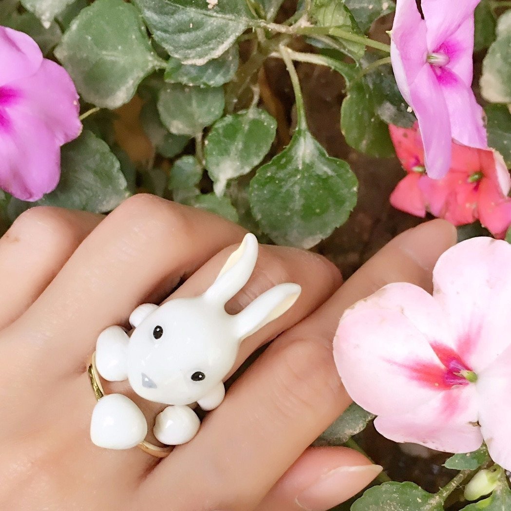 Mary Lou Rabbit Ring - YuppyCollections