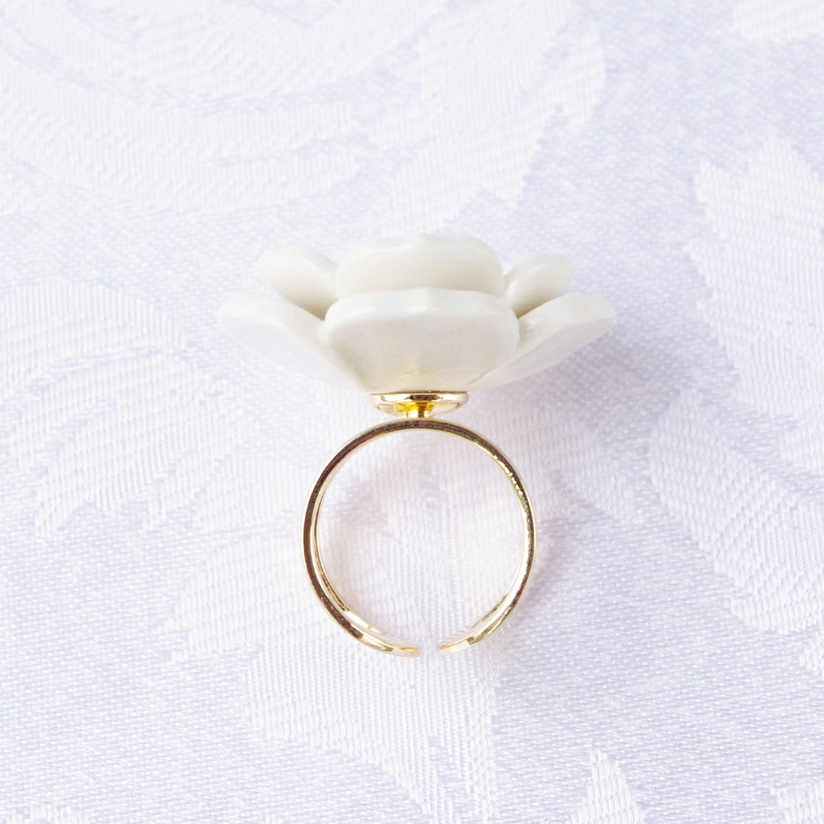 Porcelain Plum Blossom Statement Ring - YuppyCollections