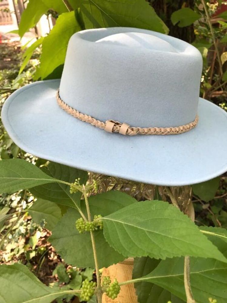 "The Vineyard Grove" Hat in Sky - YuppyCollections