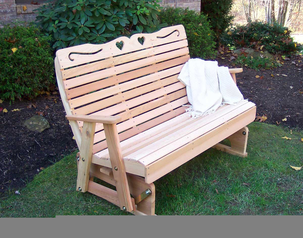 5' Cedar Royal Country Hearts Rocking Glider - YuppyCollections