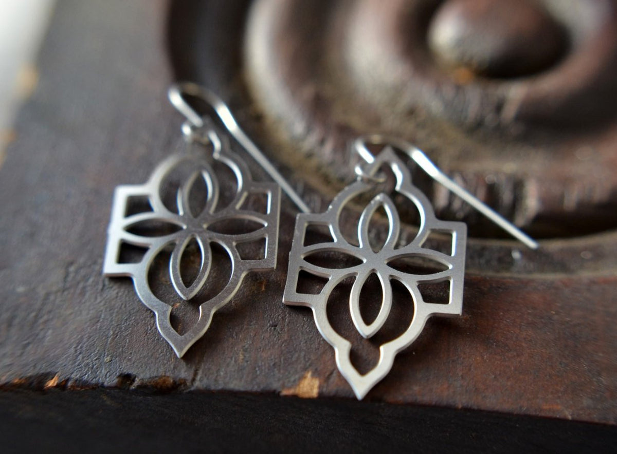 Moorish Drop Earrings in stainless steel - YuppyCollections