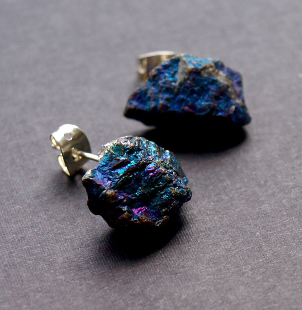 Raw Peacock Ore Chunk Earrings, Geo Earrings, Rock Stud Earrings - YuppyCollections